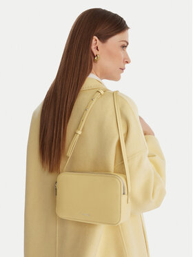 Calvin Klein Handtasche Calvin Klein Foil Logo Elongated Camera Bag LV04F3276G Gelb