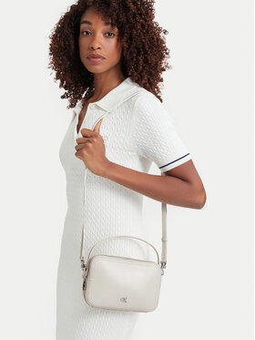 Calvin Klein Handtasche Calvin Klein Ck Hardware Camera Bag LV04F3678G Weiß