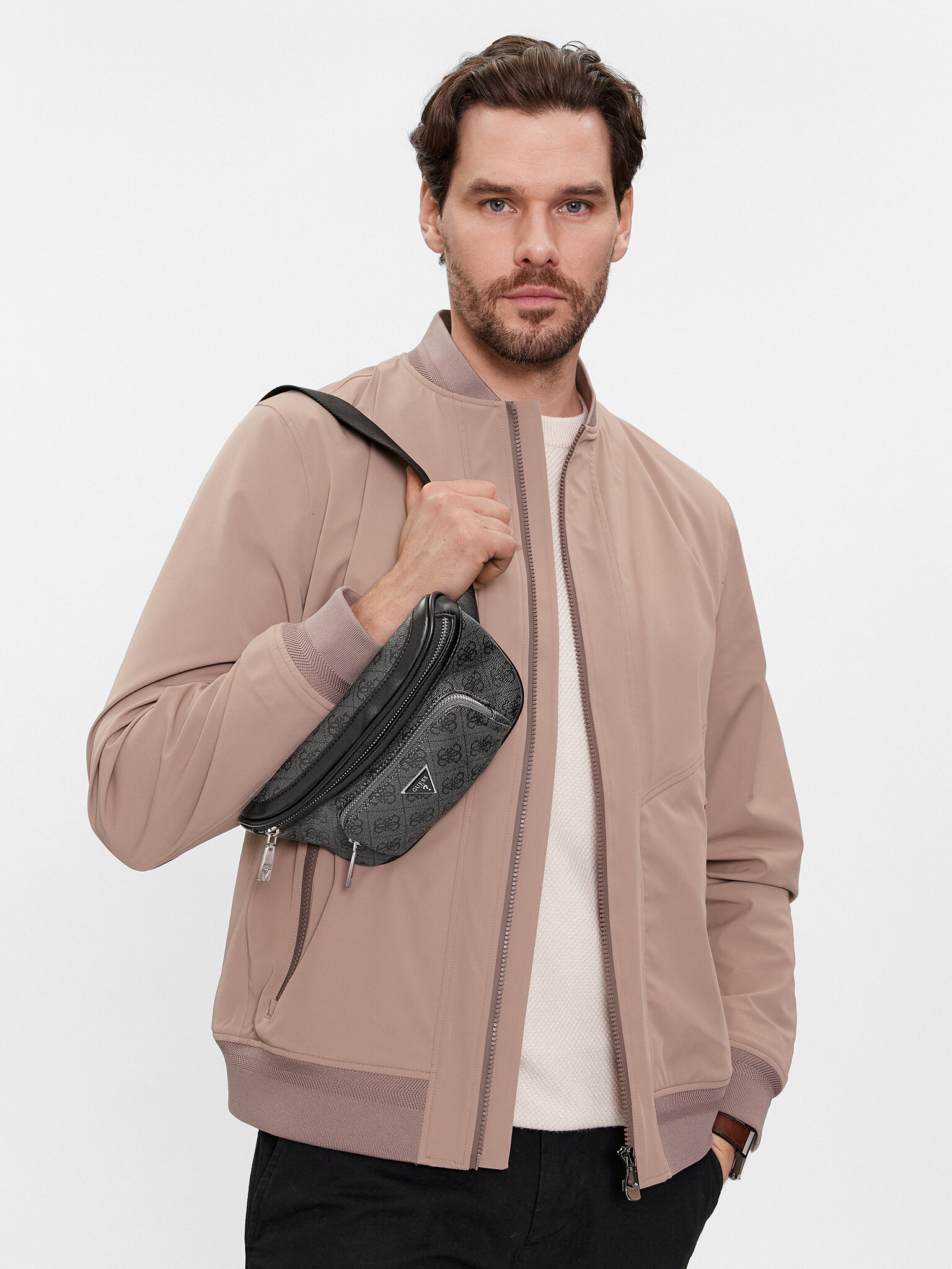Nerka Guess, Czarny Vezzola Smart HMEVZL P3231