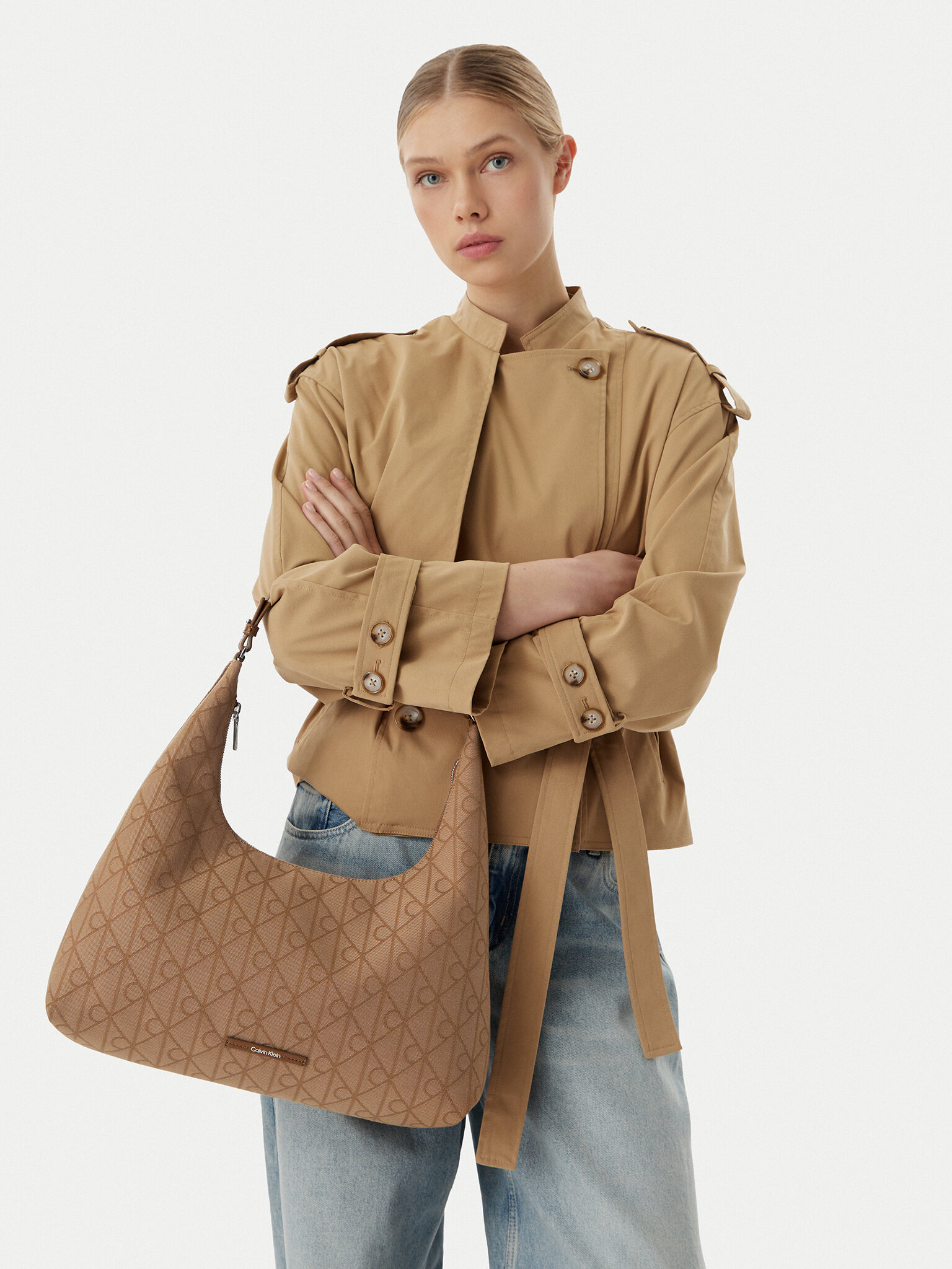 Damska Torebka Calvin Klein, Brązowy Emblem Jacquard LV04F3635G